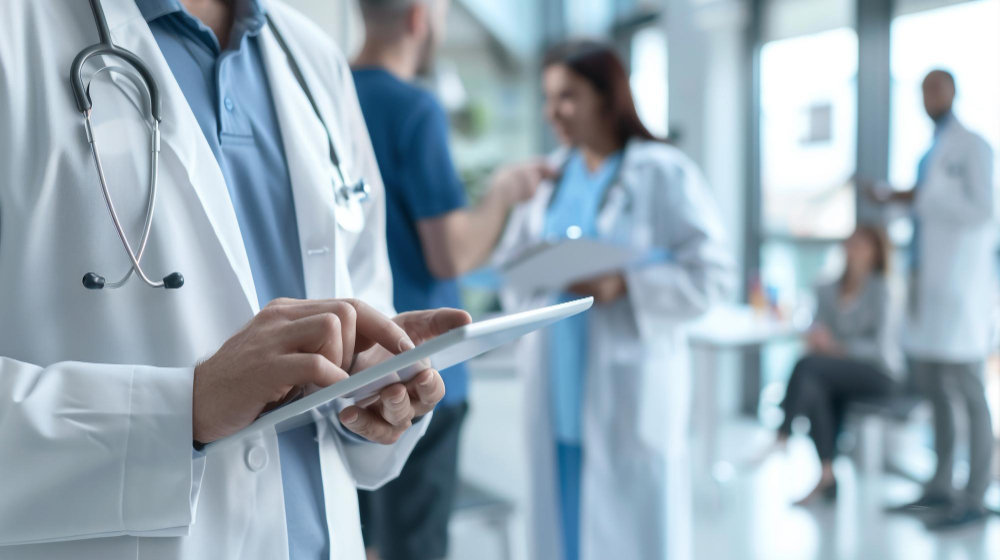 Covid, diagnosi in aumento in Italia: 180 casi in una settimana